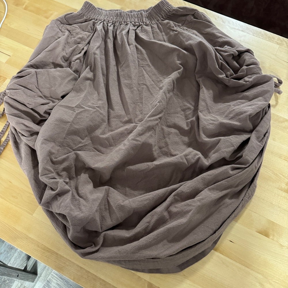 Thaluta Beige Maxi Skirt - Picture 9 of 10